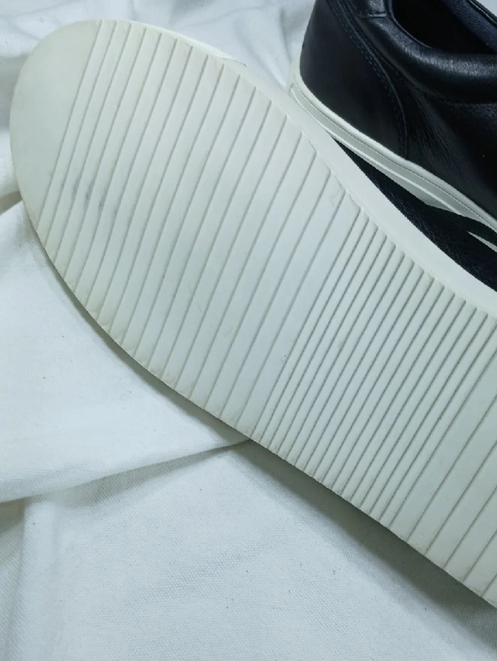 Dr. Scholl's NEW Black Leather sneakers or loafers